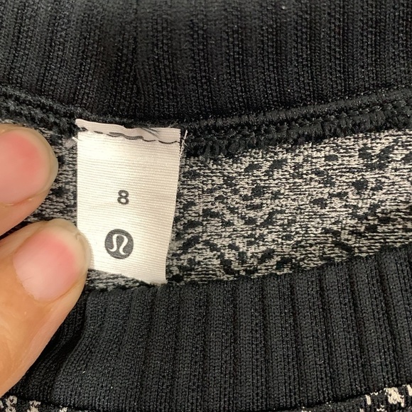 Lululemon Rest Less Pullover Shirt Long Sleeve Herringbone Thumbholes size 8 - Picture 6 of 13